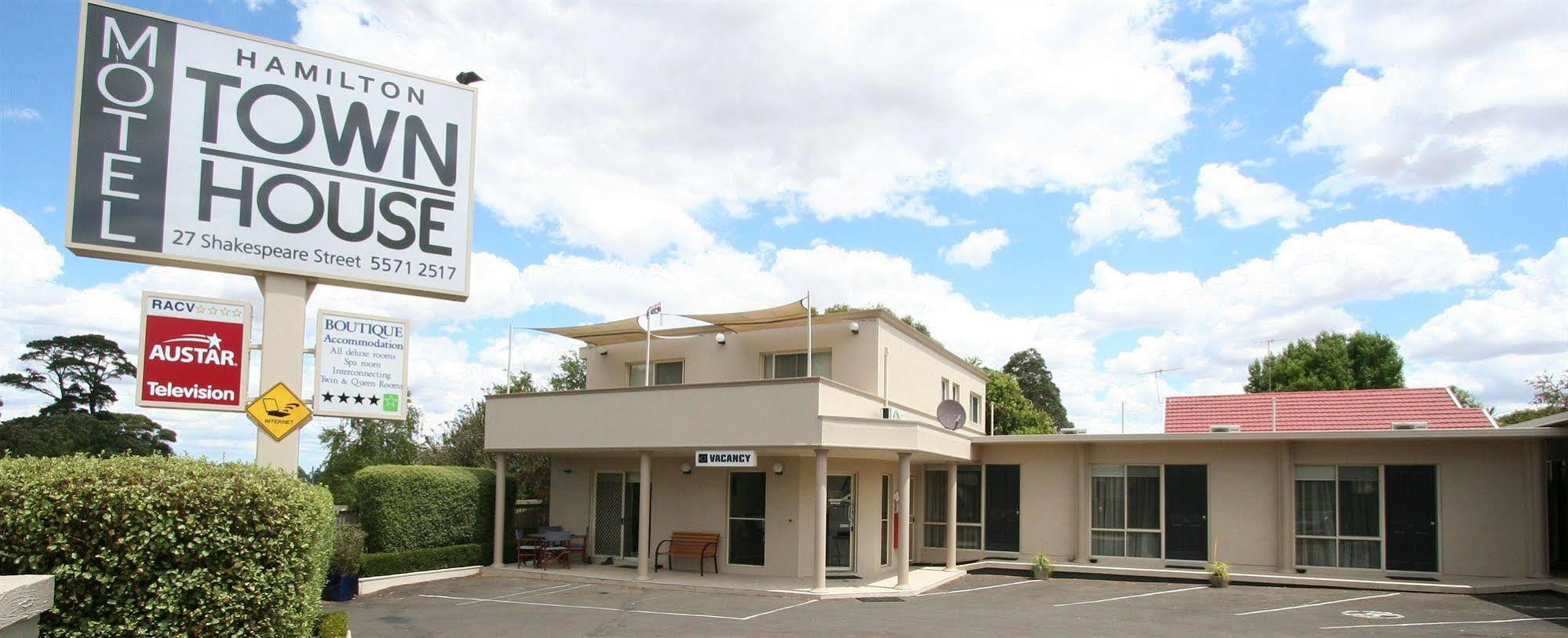 Hamilton Townhouse Motel Exterior photo